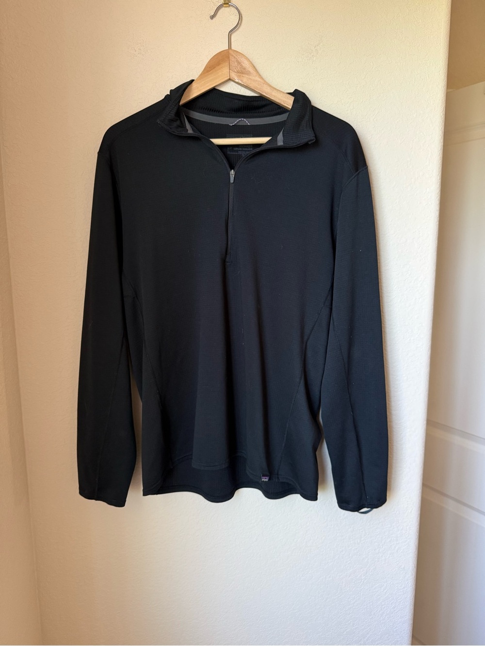 Patagonia Men’s Capilene Midweight Zip-Neck Black Size Large